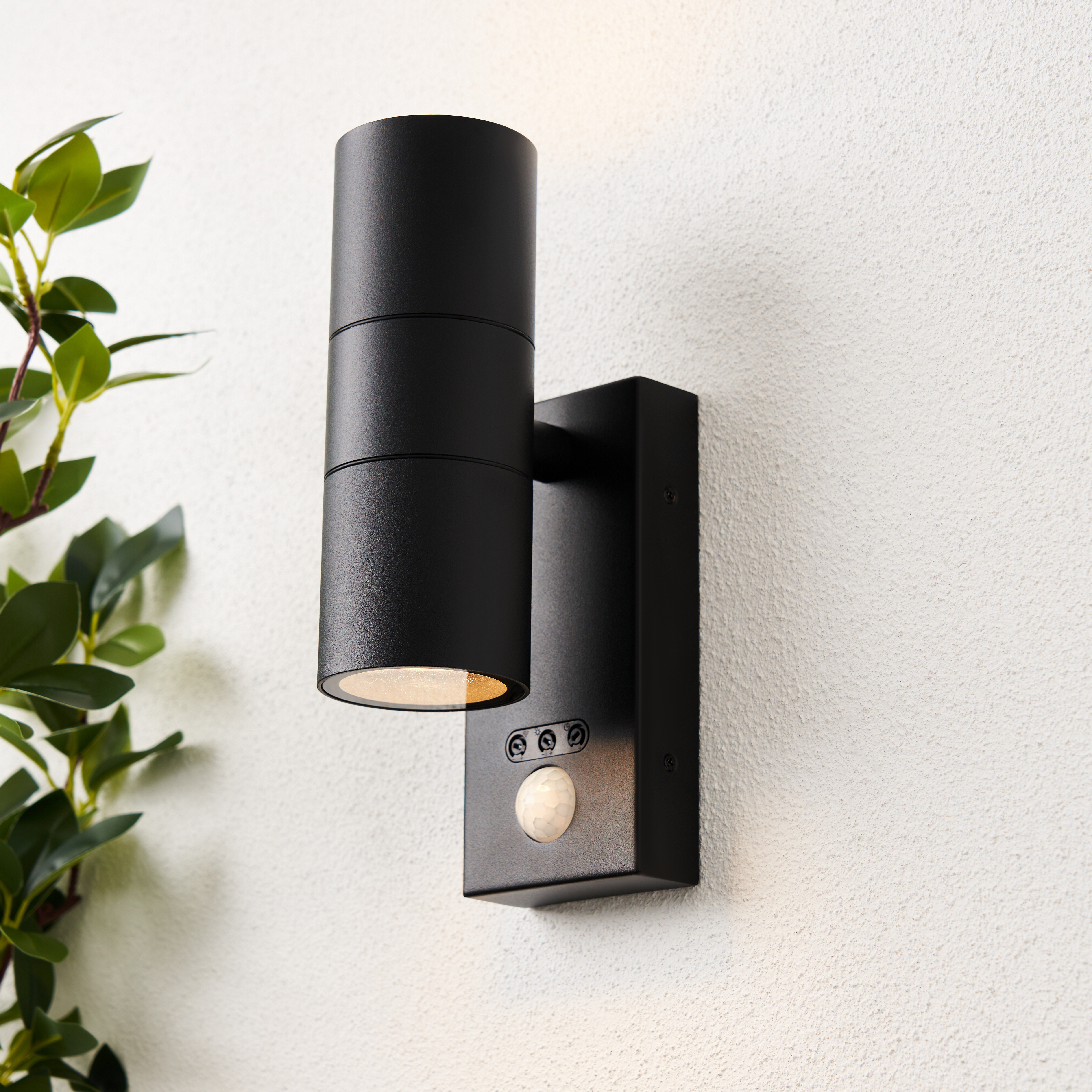 Leto Outdoor Wall Light with PIR Sensor Black